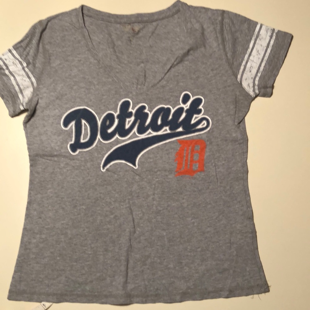 2 for $10 Detroit tigers t shirt
